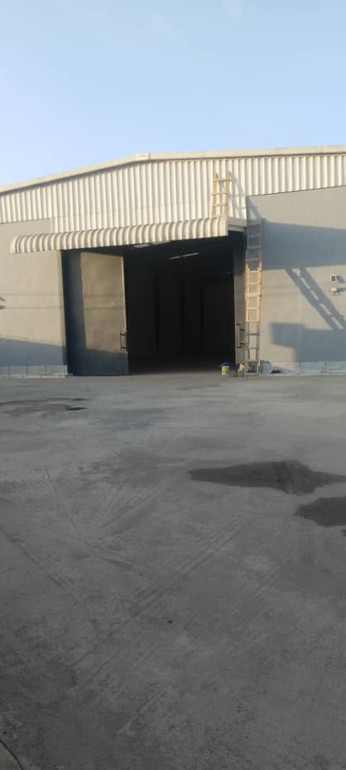 Entrepôt 1 600 m² — PK24